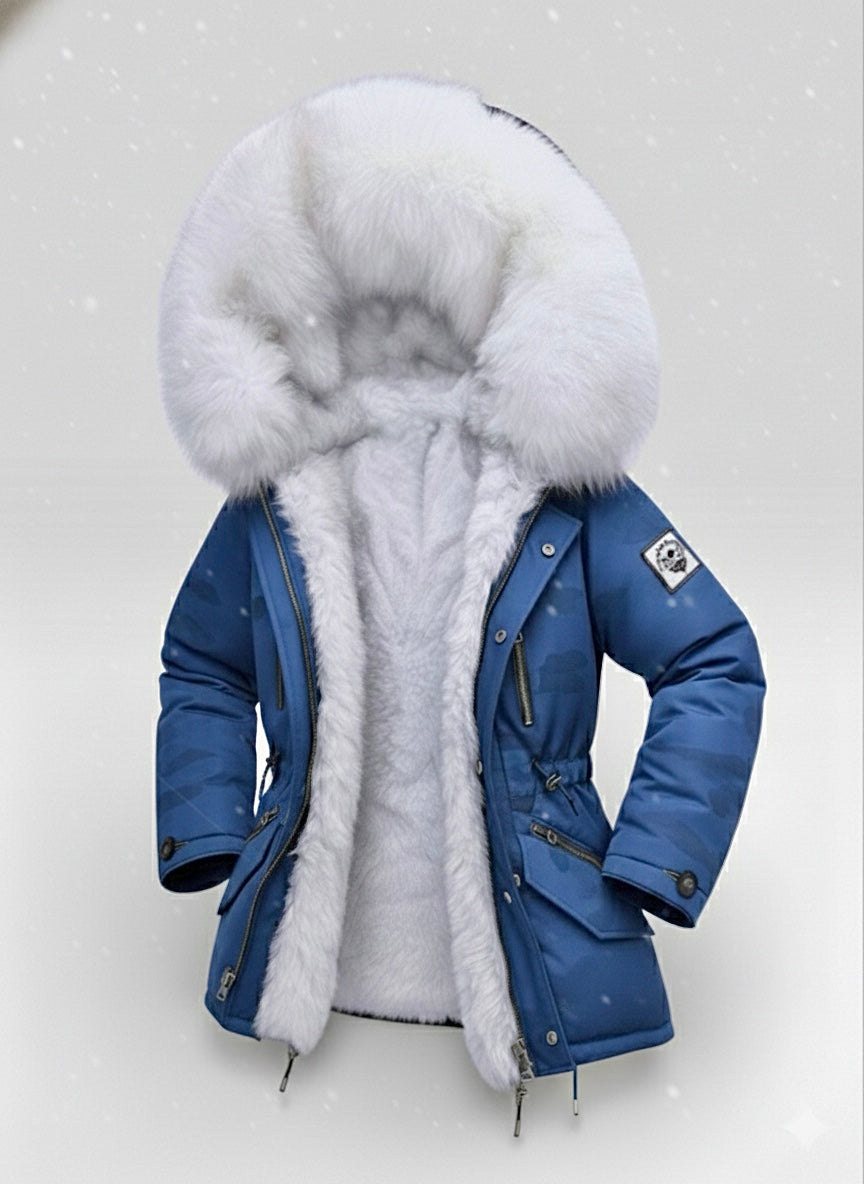 Iconic Classic Fur Parka: Masterpiece for Extreme Cold.