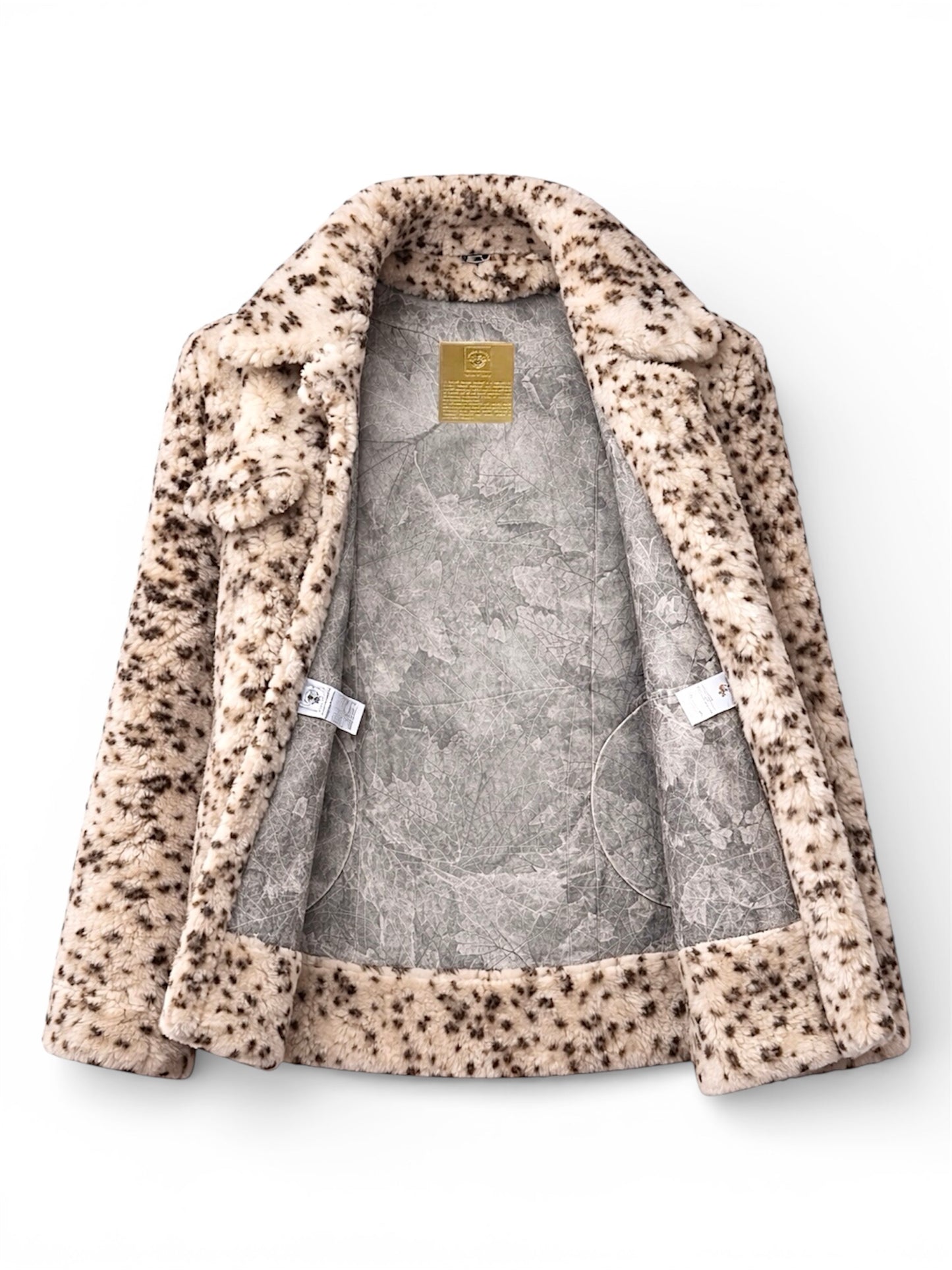 New Era Collection
THE MACCHIATO LAMB SHEARLING FUR COAT | An Heirloom Born of Wild Beauty
