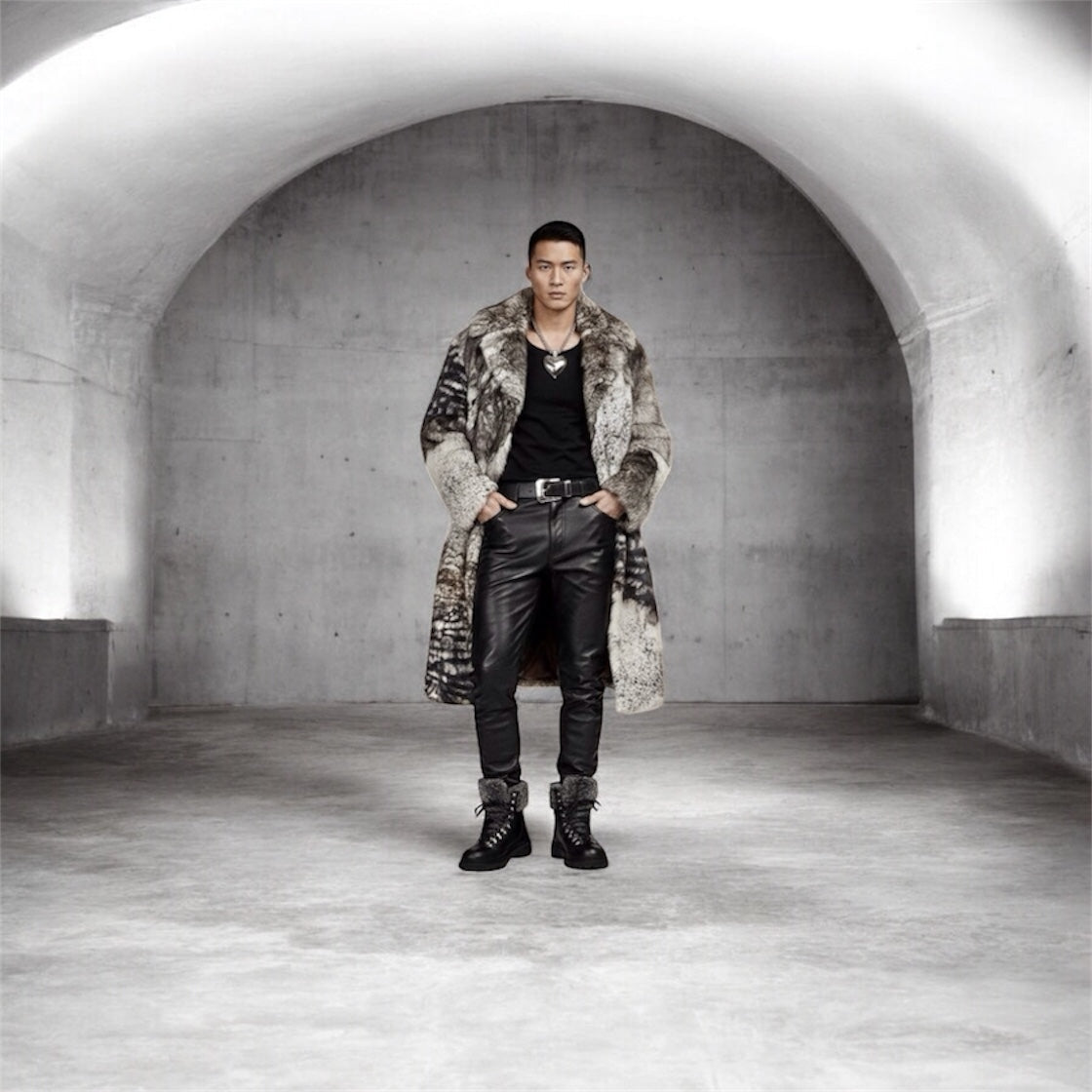 2026 NEW ERA Iconic Unisex Intarsia Shearling Long Coat | A CANADA SANSAR Heirloo.                                                              COMING SOON