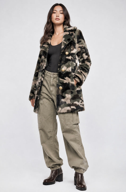 CAMO SIGNATURE SHEARLING COAT
NEW ERA COLLECTION 2026–27